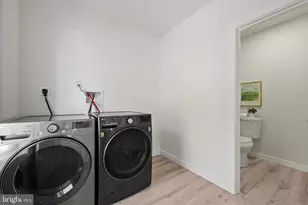 1118 S Carey St, Baltimore, MD 21223 - Photo 17