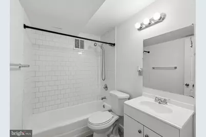 3816 W Bay Avenue #1, Baltimore, MD 21225 - Photo 9