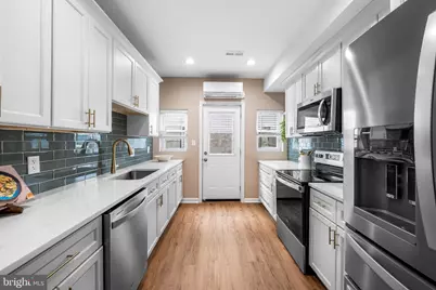 317 S Collington, Baltimore, MD 21231 - Photo 9