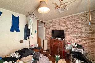 421 E 28th St, Baltimore, MD 21218 - Photo 19