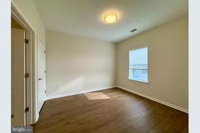 4909 Hamilton Avenue #4907-B, Baltimore, MD 21206 - Photo 5