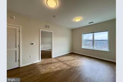 4909 Hamilton Avenue #4907-B, Baltimore, MD 21206 - Photo 3