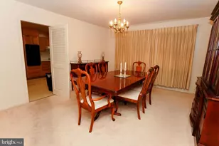 3635 Glengyle Ave, Baltimore, MD 21215 - Photo 9