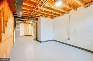 6905 Bank St, Baltimore, MD 21224 - Photo 11