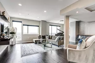 10 E Lee St, Baltimore, MD 21202 - Photo 25