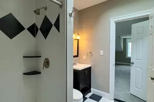 803 Cathedral St, Baltimore, MD 21201 - Photo 7