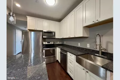 208 E Redwood Street #1C, Baltimore, MD 21202 - Photo 5