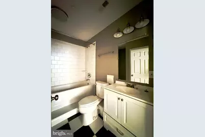 208 E Redwood Street #2C, Baltimore, MD 21202 - Photo 11