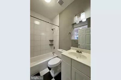 7 W Mulberry Street #01, Baltimore, MD 21201 - Photo 13