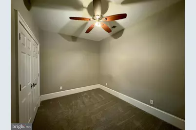 7 W Mulberry Street #01, Baltimore, MD 21201 - Photo 15