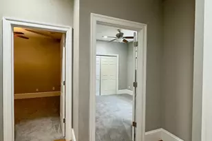 7 W Mulberry St, Baltimore, MD 21201 - Photo 9