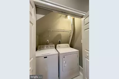 7 W Mulberry Street #04, Baltimore, MD 21201 - Photo 11