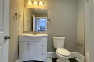 7 W Mulberry St, Baltimore, MD 21201 - Photo 9