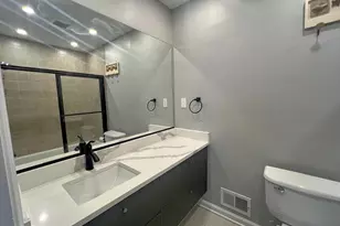 402 N Chapel St, Baltimore, MD 21231 - Photo 17