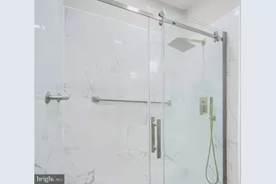 240 N Monastery Avenue, Baltimore, MD 21229 - Photo 31