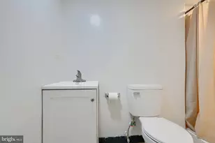 240 N Monastery Ave, Baltimore, MD 21229 - Photo 37