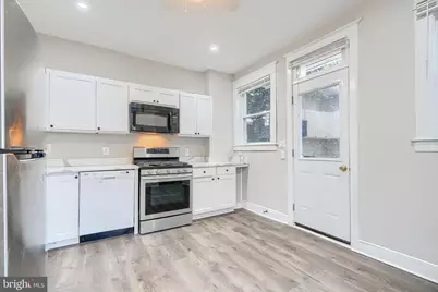 240 N Monastery Avenue, Baltimore, MD 21229 - Photo 15