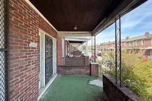1902 Ruxton Ave, Baltimore, MD 21216 - Photo 3