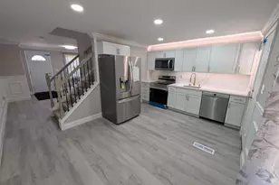 3841 Shannon Dr, Baltimore, MD 21213 - Photo 5