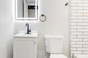 1415 E Lanvale St, Baltimore, MD 21213 - Photo 39