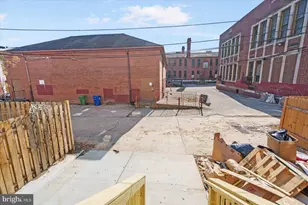 1415 E Lanvale St, Baltimore, MD 21213 - Photo 41