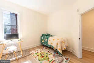 511 E 35th St, Baltimore, MD 21218 - Photo 11