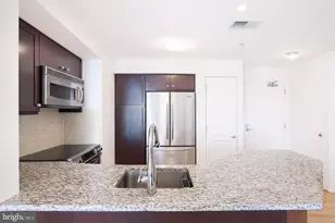 675 President St, Baltimore, MD 21202 - Photo 7