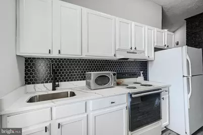 617 N Paca Street, Baltimore, MD 21201 - Photo 11