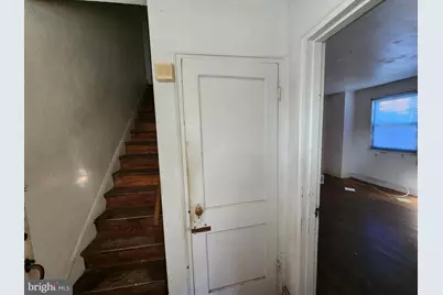 3821 Stokes Drive, Baltimore, MD 21229 - Photo 5