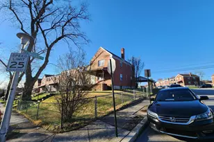 3821 Stokes Dr, Baltimore, MD 21229 - Photo 3