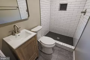 2454 Terra Firma Rd, Baltimore, MD 21225 - Photo 37