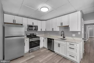 1725 Hollins St, Baltimore, MD 21223 - Photo 11