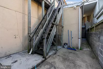 1818 E Pratt Street, Baltimore, MD 21231 - Photo 17