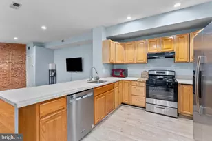 1818 E Pratt St, Baltimore, MD 21231 - Photo 17