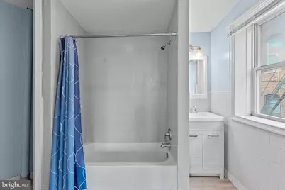 1818 E Pratt Street #APT A, Baltimore, MD 21231 - Photo 3