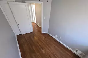 4404 Mountview Rd, Baltimore, MD 21229 - Photo 17