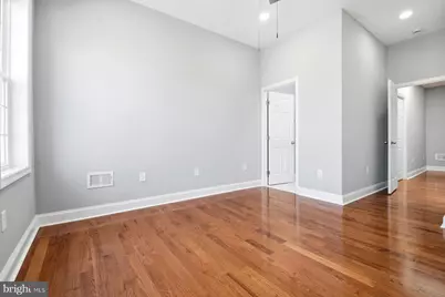 2609 E Madison Street E, Baltimore, MD 21205 - Photo 15