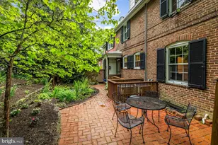614 W University Pkwy, Baltimore, MD 21210 - Photo 7