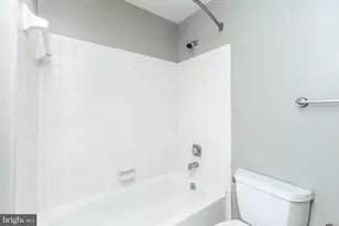 17 W Hill St, Baltimore, MD 21230 - Photo 23