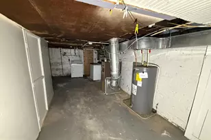 819 N Curley Street N, Baltimore, MD 21205 - Photo 13