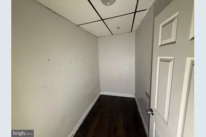 819 N Curley Street N, Baltimore, MD 21205 - Photo 7