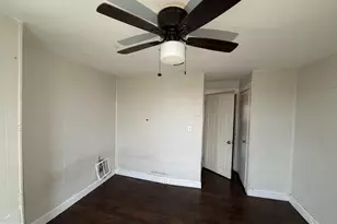 819 N Curley Street N, Baltimore, MD 21205 - Photo 9