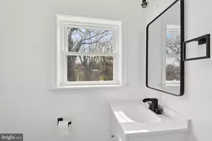 3922 Reisterstown Rd, Baltimore, MD 21215 - Photo 19