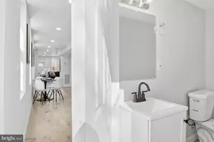 1229 W Saratoga St, Baltimore, MD 21223 - Photo 11