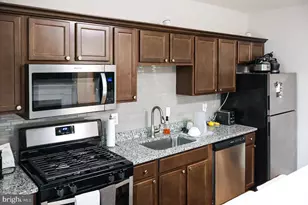 1734 Bolton St, Baltimore, MD 21217 - Photo 9