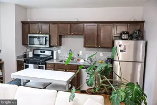 1734 Bolton St, Baltimore, MD 21217 - Photo 5