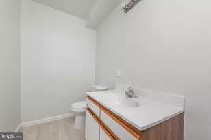 1640 N Broadway, Baltimore, MD 21213 - Photo 7