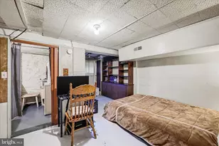 48 N Ellamont Street N, Baltimore, MD 21229 - Photo 19