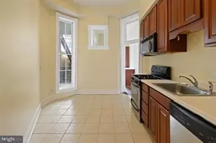 1729 Park Ave, Baltimore, MD 21217 - Photo 15