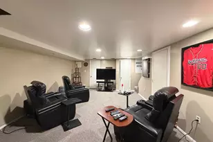 5415 Denmore Ave, Baltimore, MD 21215 - Photo 17